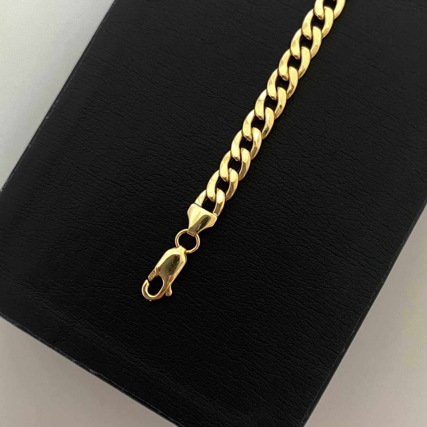 Pulso It cubano Oro amarillo 18k +1 / 4,15 Gr / 5,4 mm / 21 Cm